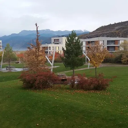 Valle De Tena - Las Margas Golf *